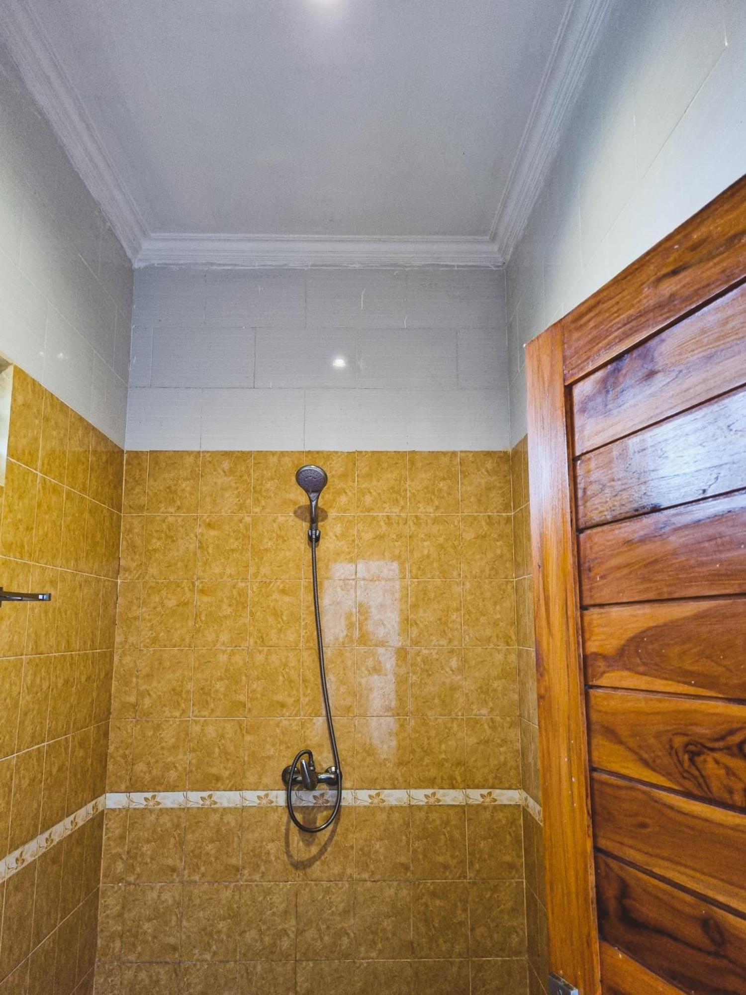 Hokita Home Stay Lembongan Esterno foto